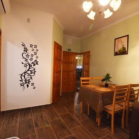 דירות אגר Bathory Apartman מראה חיצוני תמונה
