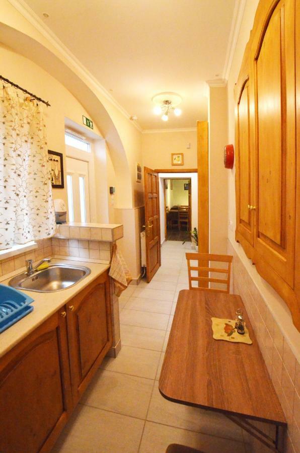 דירות אגר Bathory Apartman מראה חיצוני תמונה